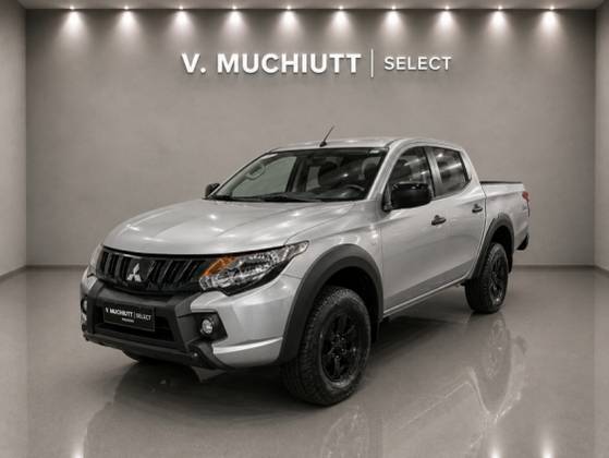 MITSUBISHI L200 TRITON 2.4 16V TURBO DIESEL OUTDOOR GLS CD 4X4 AUTOMÁTICO MITSUBISHI L200 TRITON 2.4 16V TURBO DIESEL OUTDOOR GLS CD 4X4 AUTOMÁTICO